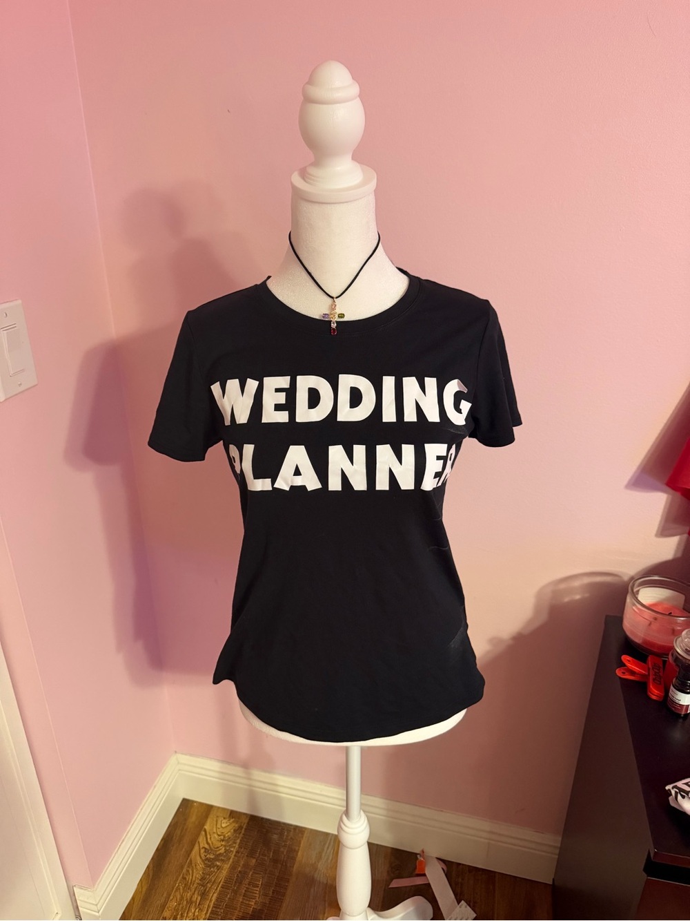 Tahari Black 'Wedding Planner' Graphic Tee